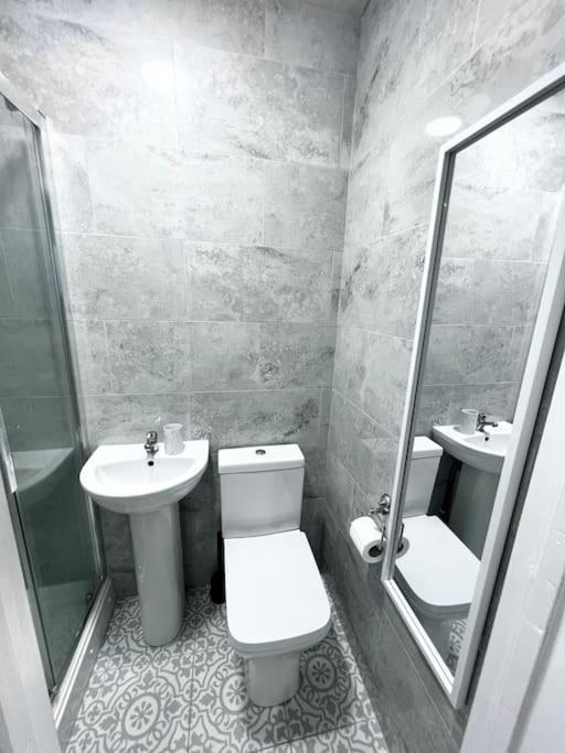 Modern Studio Near Nec With Free Parking - Prime Location Sheldon  Eksteriør bilde